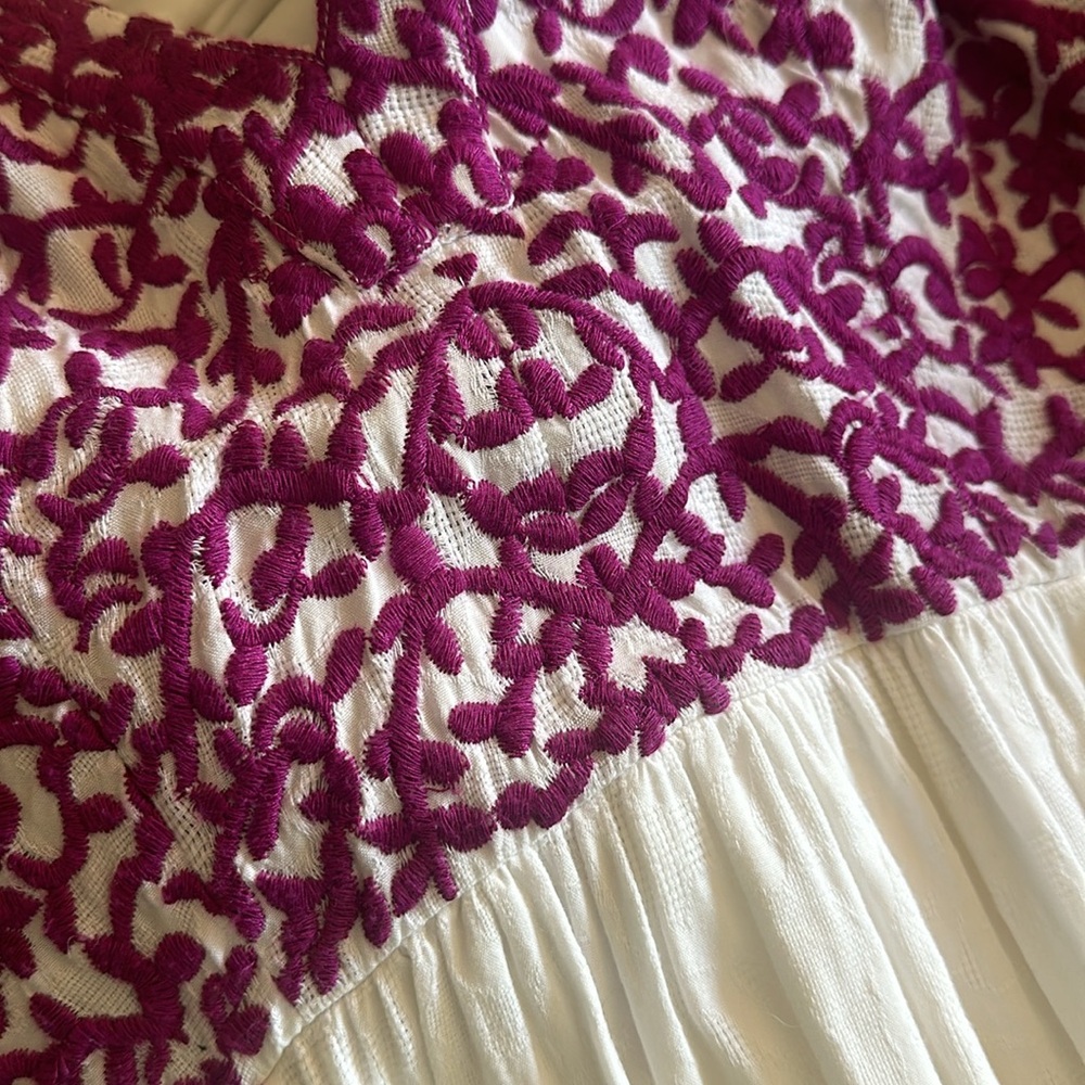 Embroidered Anthropologie Maxi Dress Size 6 - Picture 8 of 10